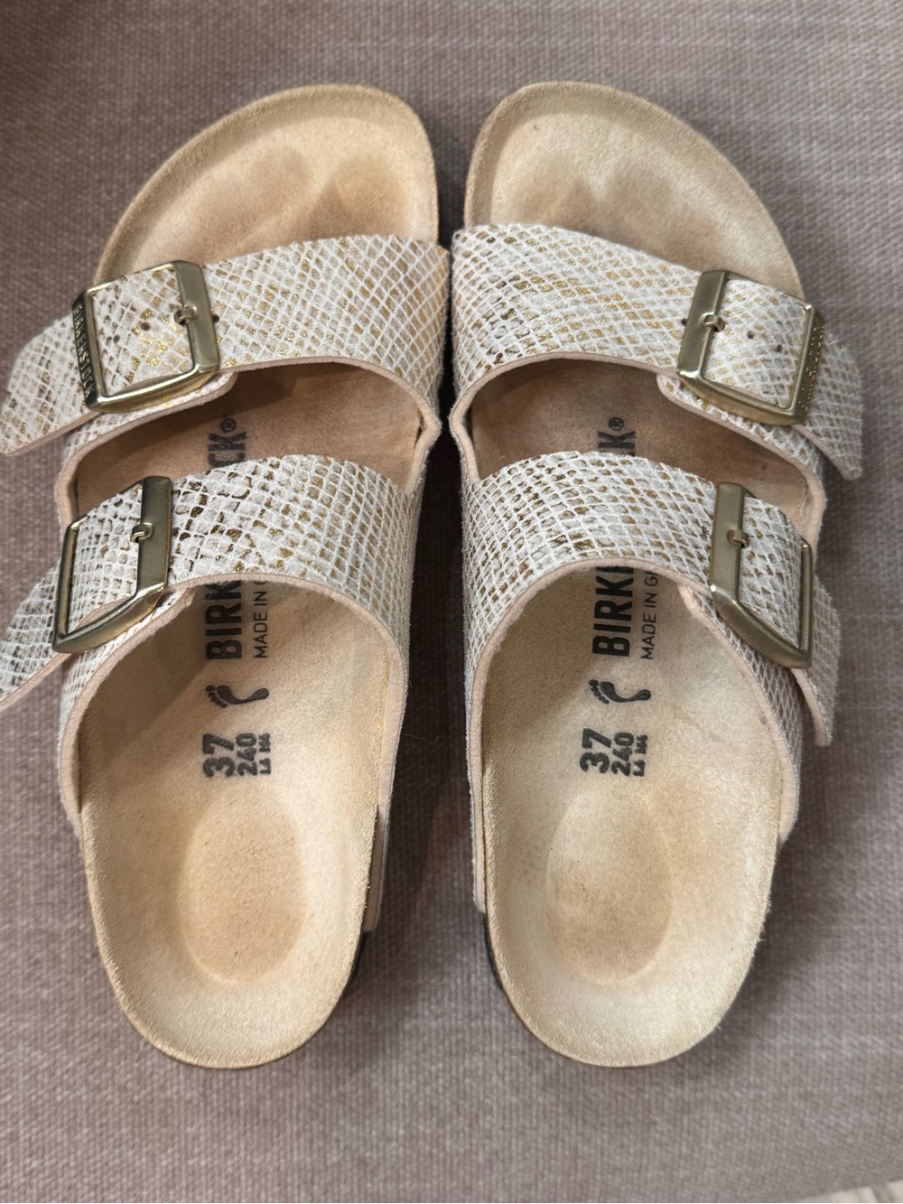Birkenstock Arizona Sandals White Gold Metallic Snake Skin Size 37 - 6-6.5
